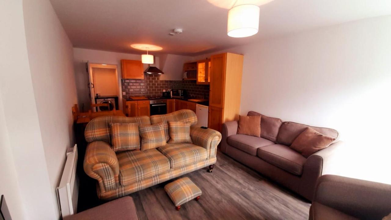 Ballycastle Accommodation - Ash Tree House Exterior photo